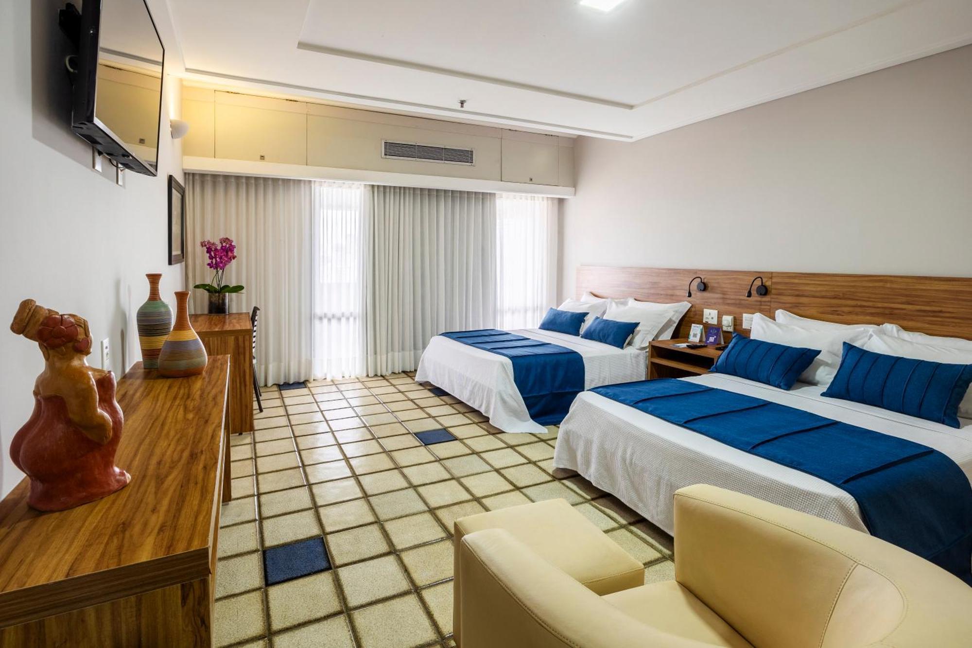 Hotel Fiesta Bahia